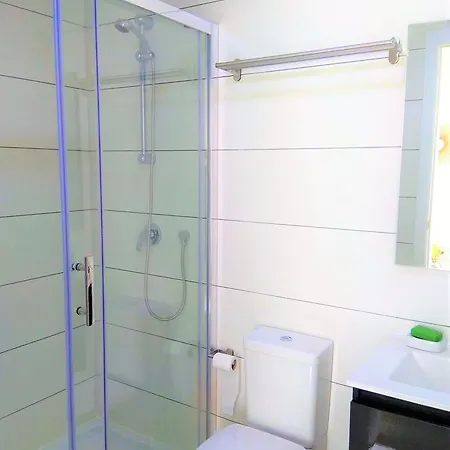 Luxury And Modern With Sea Views Apartament